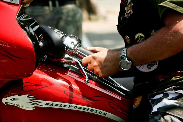 Comment choisir un électricien irve à nantes pour votre borne de recharge