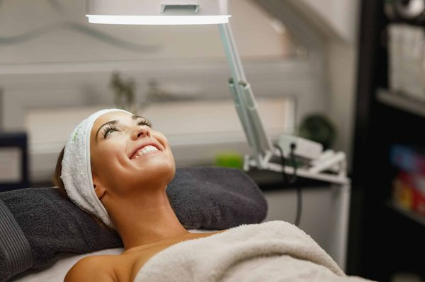 Comment intégrer des technologies vertes dans la restauration de voitures anciennes ?